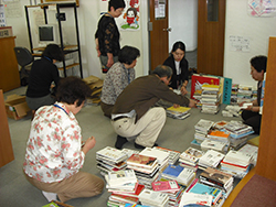 図書ボランティアの様子の写真